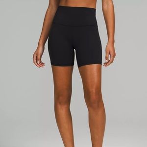 Lululemon Align 8” High-Rise Shorts in Black